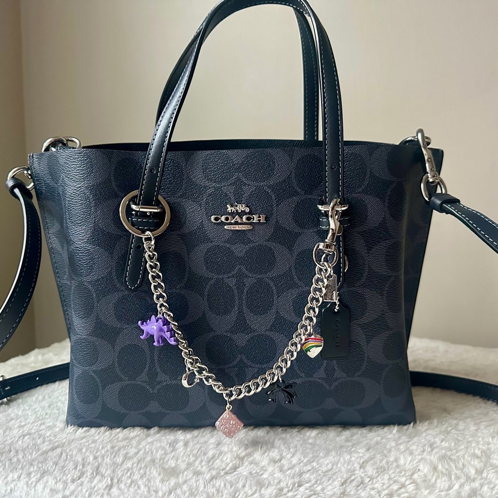 Coach Mollie Tote Bag 25 In blue with chain charm